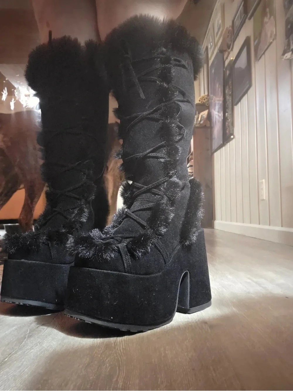Demonia stylish black